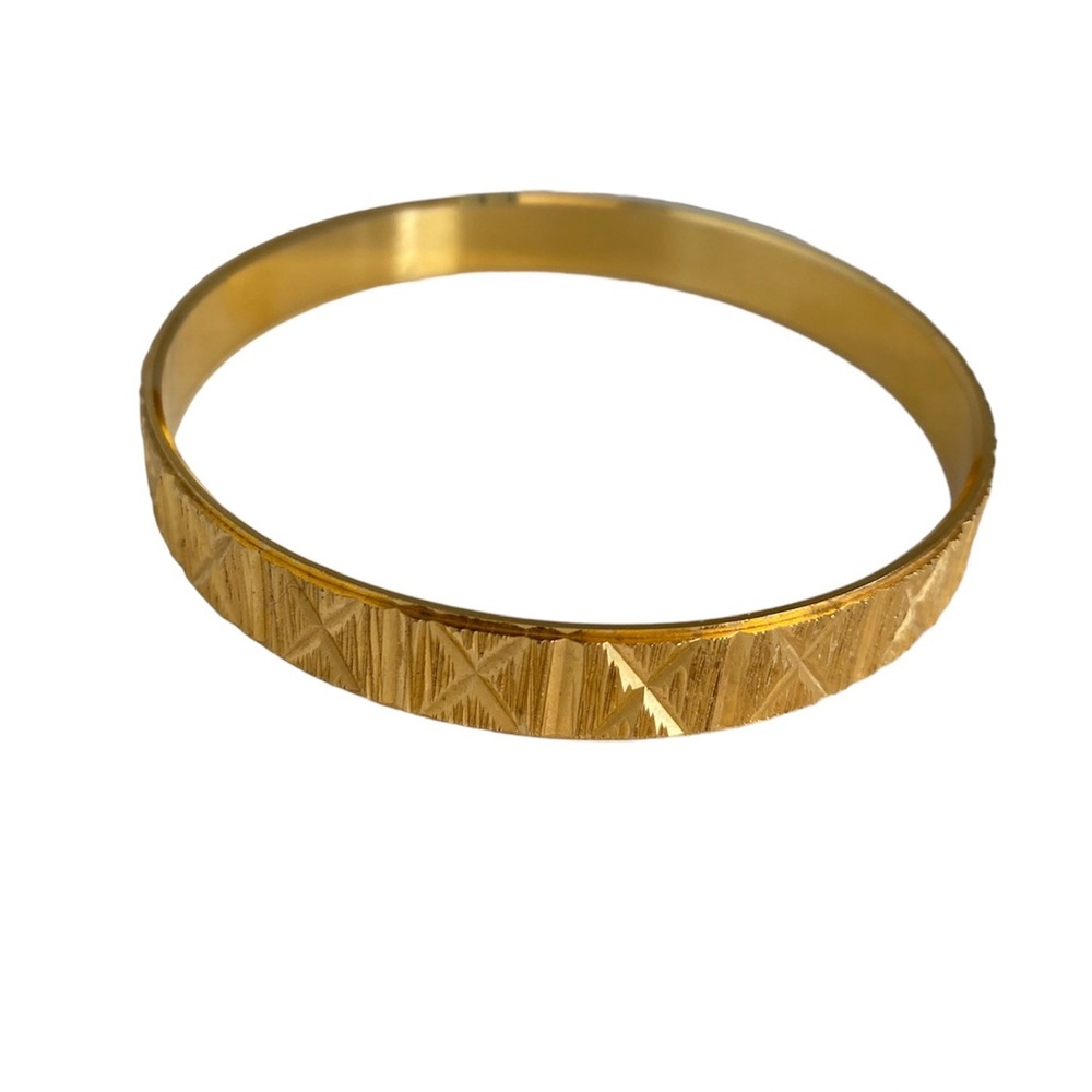 Trifari Bangle Etched Bracelet Medium Gold Tone